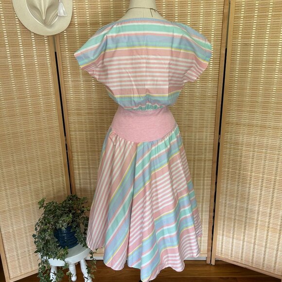 Vintage Pastel Rainbow Striped Midi Dress With Elastic Waist & Button Details - Picture 3 of 7